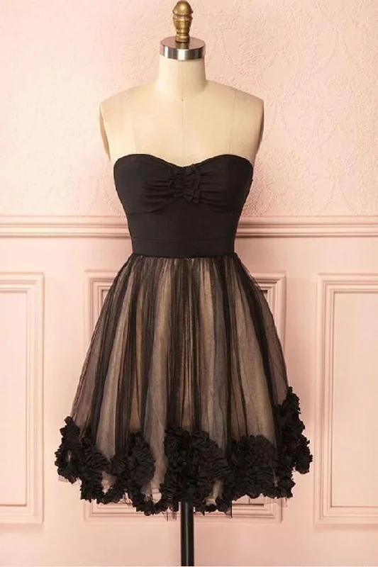 Comely Black Dresses Sweetheart Knee-Length Black Tulle Homecoming Dress With Appliques  cg1977