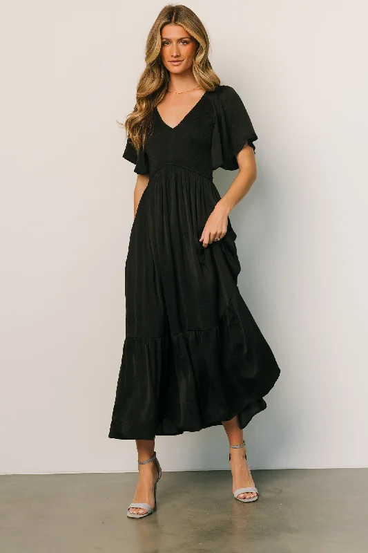 Lovell Smocked Midi Dress | Black Comfortable Ribbed Midi Dress