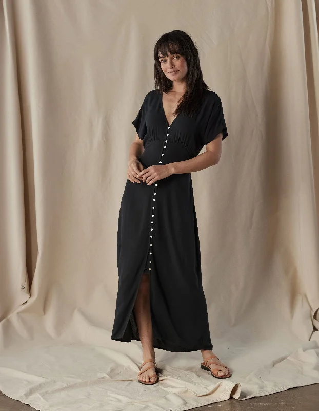 Aria Crepe Button Thru Maxi Dress in Black Classic Tulle Maxi Dress