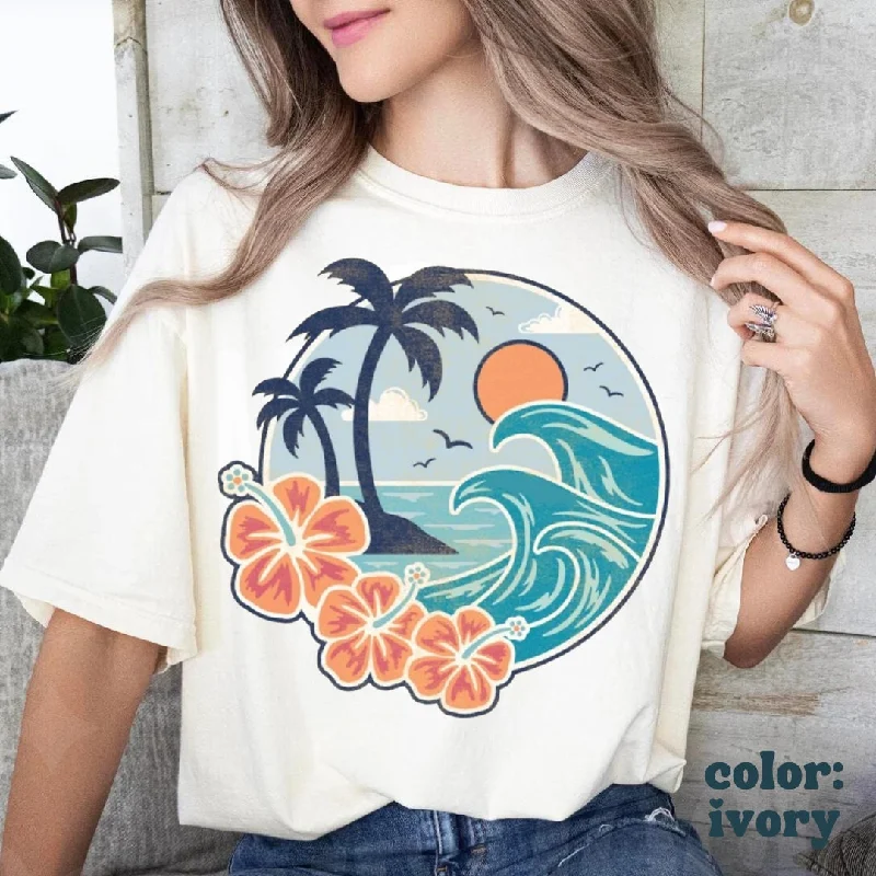 Tropical Waves Beach Tee - Summer Aesthetic - Hawaiian Beach Tee - Oversized Beach Girls Tee - Comfort Colors Unisex Tee Thin T-Shirt Open Front Quick Dry