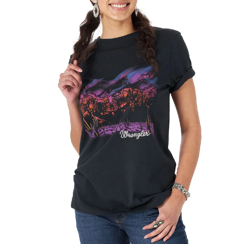 Wrangler Women's Retro Desert Night Graphic T-Shirt Zippered Front Buttoned Front Snap Front