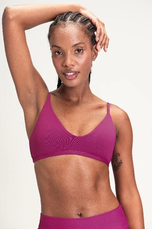 Slim BT Sports Bra Lace-Trimmed Bra